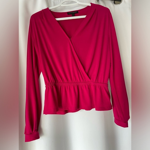 Banana Republic Fuchsia Wrap Blouse NWOT SIZE SMALL long sleeve - Picture 4 of 6